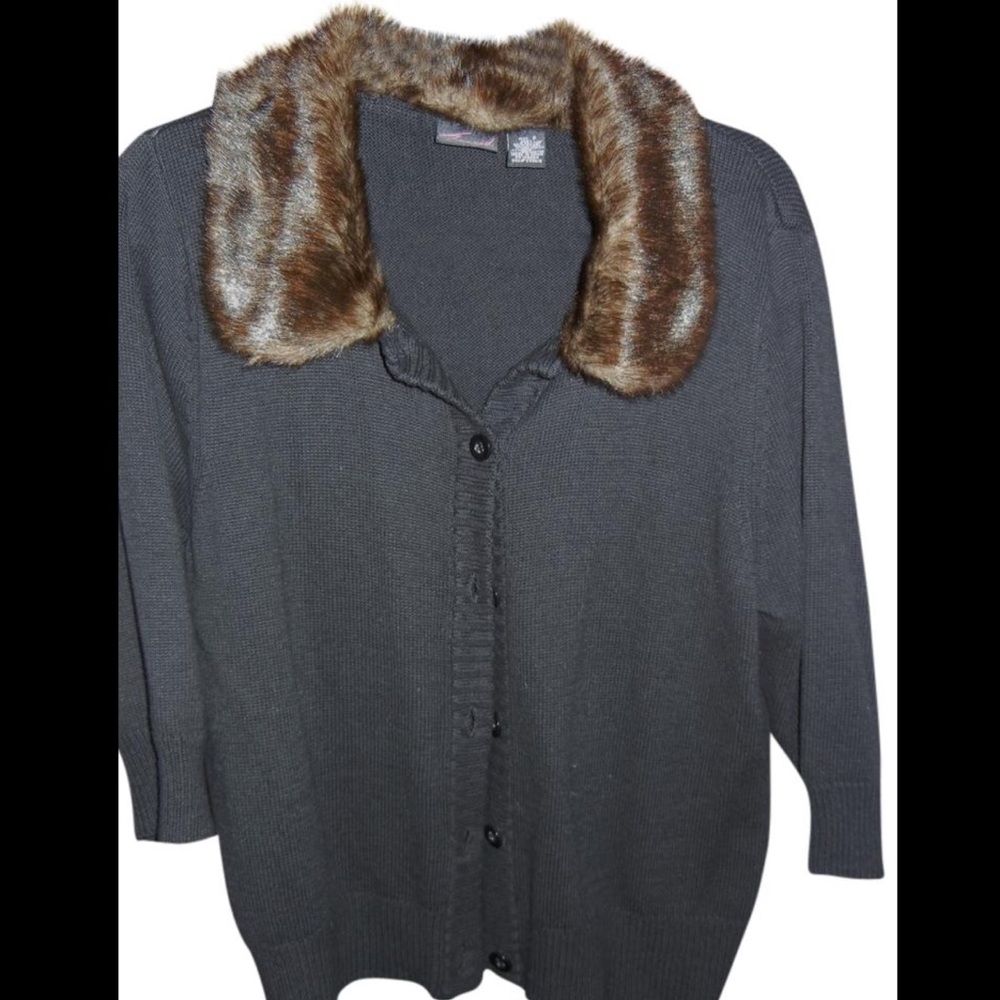 Torrid black cardigan sweater with fur collar 4X